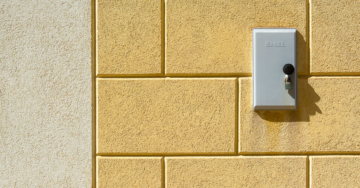 Smart Lock Not Responding? Troubleshooting Before You Call a Locksmith — Broadway Locksmith and Automotive Corp