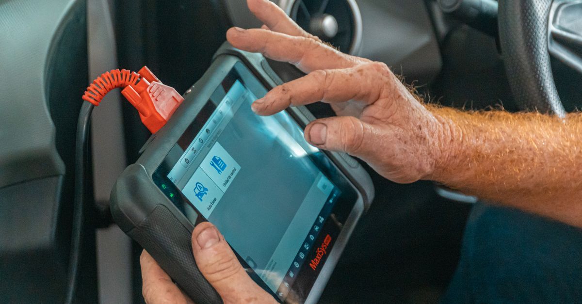 On-Site Transponder and Smart-Key Cutting and Programming — Broadway Locksmith and Automotive Corp